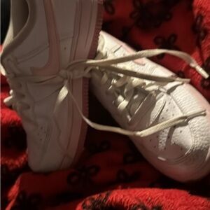 Nike Kids Sneakers White with Pink Highlights